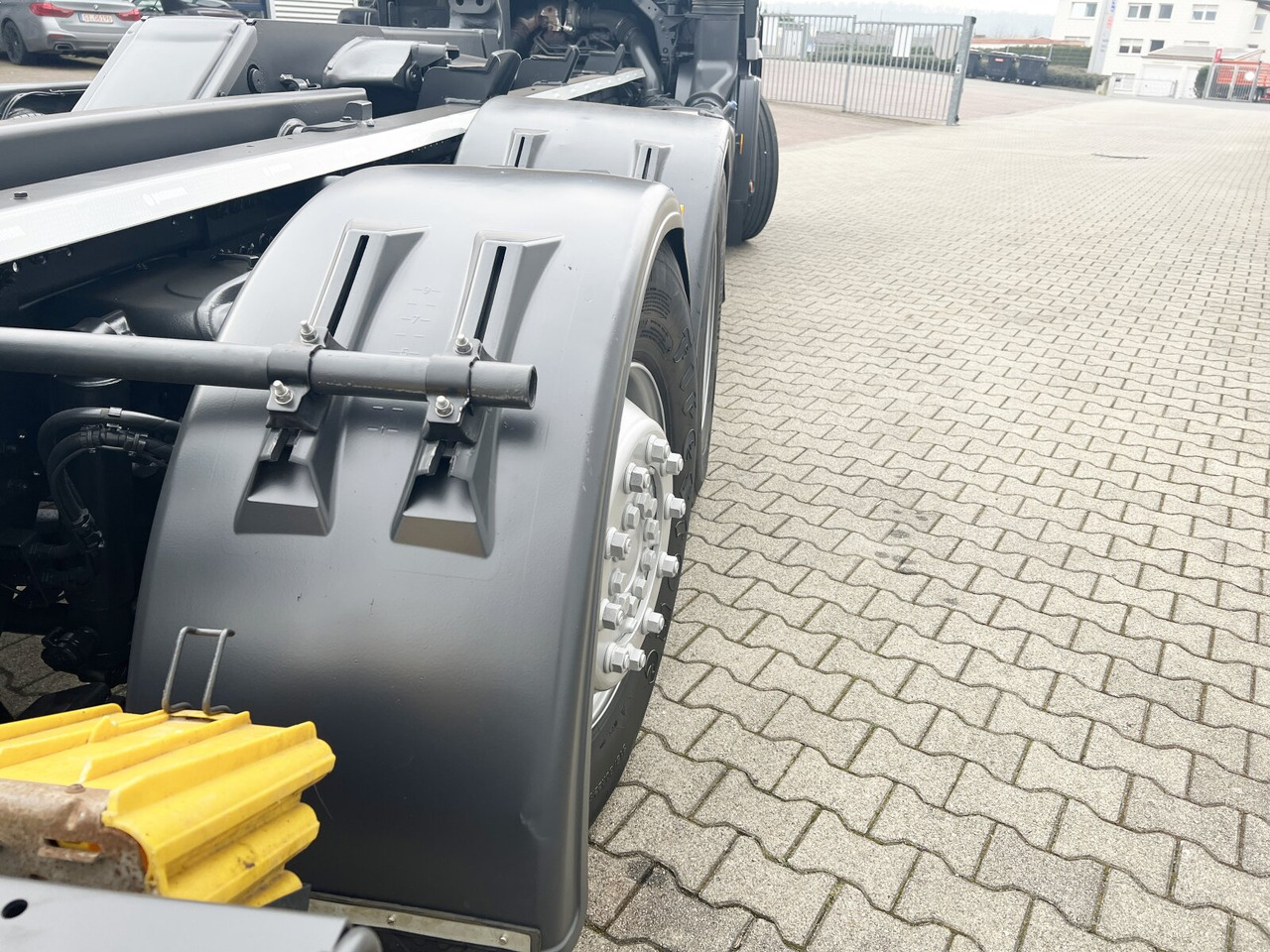 Mercedes-Benz Actros 2546 L 6x2 NLA Actros 2546 L 6x2/45 NLA, Retarder, Lift-/Lenkachse - Hook lift: gambar 4 Mercedes-Benz Actros 2546 L 6x2 NLA Actros 2546 L 6x2/45 NLA, Retarder, Lift-/Lenkachse - Hook lift: gambar 4