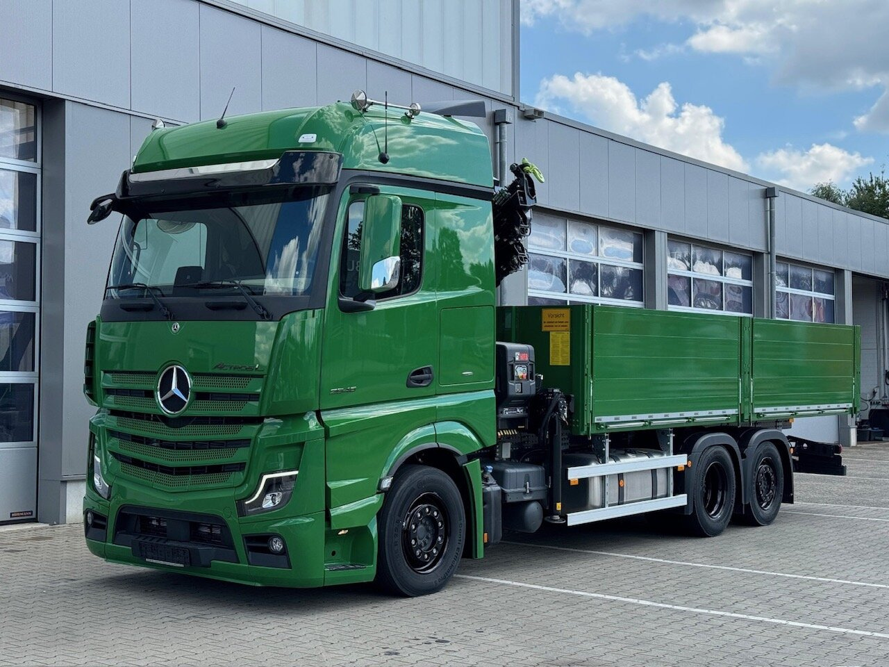 Mercedes-Benz Actros 2548 L 6x2 Actros 2548 L 6x2, Actros 2548 L, 6x2 mit Kran Hiab X-HiDuo 228 - Truk derek: gambar 1 Mercedes-Benz Actros 2548 L 6x2 Actros 2548 L 6x2, Actros 2548 L, 6x2 mit Kran Hiab X-HiDuo 228 - Truk derek: gambar 1