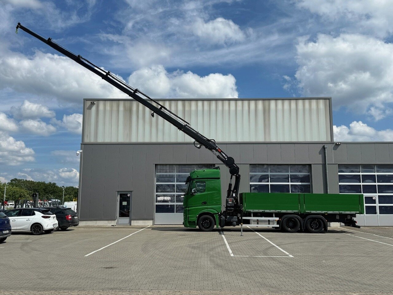 Mercedes-Benz Actros 2548 L 6x2 Actros 2548 L 6x2, Actros 2548 L, 6x2 mit Kran Hiab X-HiDuo 228 - Truk derek: gambar 2 Mercedes-Benz Actros 2548 L 6x2 Actros 2548 L 6x2, Actros 2548 L, 6x2 mit Kran Hiab X-HiDuo 228 - Truk derek: gambar 2