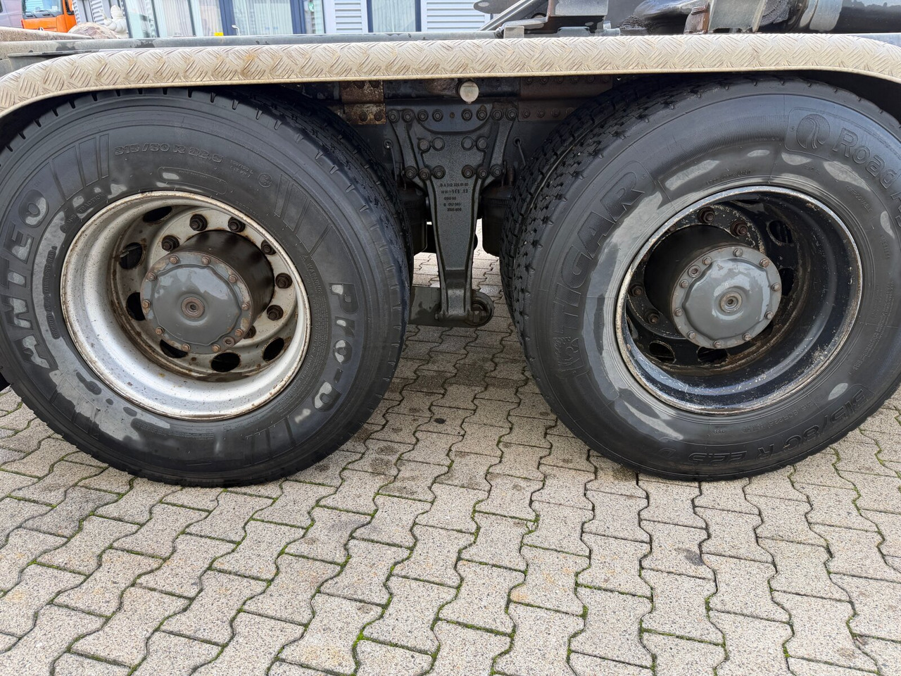 Mercedes-Benz Actros 2644 L 6x4 Actros 2644 L 6x4 - Truk sasis: gambar 5 Mercedes-Benz Actros 2644 L 6x4 Actros 2644 L 6x4 - Truk sasis: gambar 5