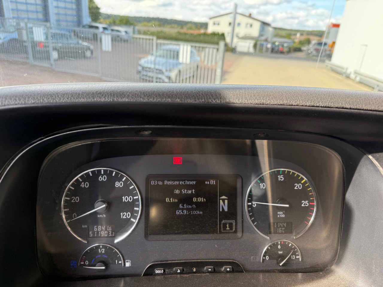 Mercedes-Benz Actros 2646 K 6x4 Actros 2646 K 6x4, Retarder, Bordmatik - Truk jungkit: gambar 5 Mercedes-Benz Actros 2646 K 6x4 Actros 2646 K 6x4, Retarder, Bordmatik - Truk jungkit: gambar 5