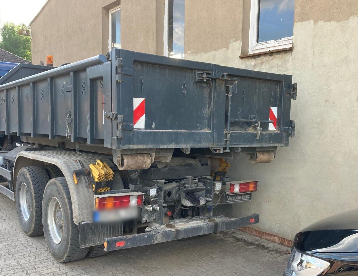 Mercedes-Benz Actros 3346 6x4 Actros 3346 6x4, Retarder - Hook lift: gambar 3 Mercedes-Benz Actros 3346 6x4 Actros 3346 6x4, Retarder - Hook lift: gambar 3