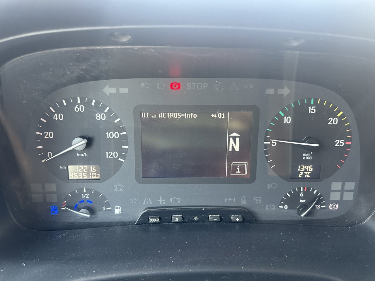Mercedes-Benz Actros 3348 AK 6x6 Actros 3348 AK 6x6 - Truk sasis: gambar 2 Mercedes-Benz Actros 3348 AK 6x6 Actros 3348 AK 6x6 - Truk sasis: gambar 2