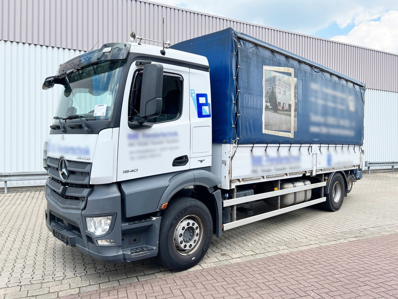 Truk dengan terpal samping Mercedes-Benz Antos 1840 L 4x2 Antos 1840 L 4x2, Aufnahme für Mitnahmestapler: gambar 6