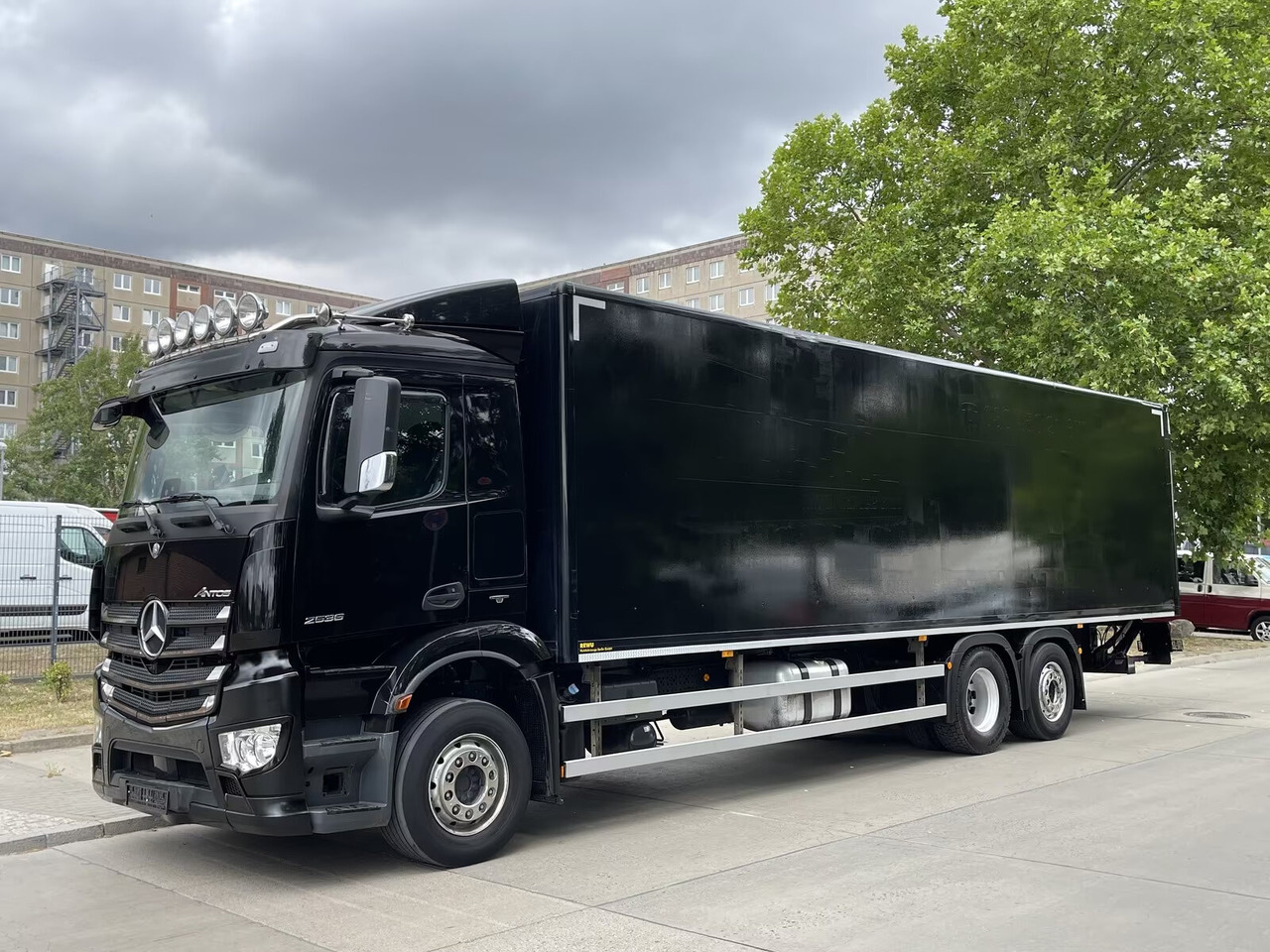 Mercedes-Benz Antos 2536 L 6x2 Antos 2536 L 6x2, Lenk-/Liftachse, MBB LBW - Truk box: gambar 1 Mercedes-Benz Antos 2536 L 6x2 Antos 2536 L 6x2, Lenk-/Liftachse, MBB LBW - Truk box: gambar 1