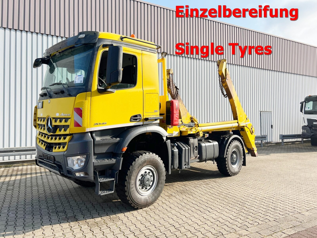 Mercedes-Benz Arocs 2045 AK 4x4 Arocs 2045 AK 4x4, GROUNDER, Funk - Truk skip loader: gambar 1 Mercedes-Benz Arocs 2045 AK 4x4 Arocs 2045 AK 4x4, GROUNDER, Funk - Truk skip loader: gambar 1
