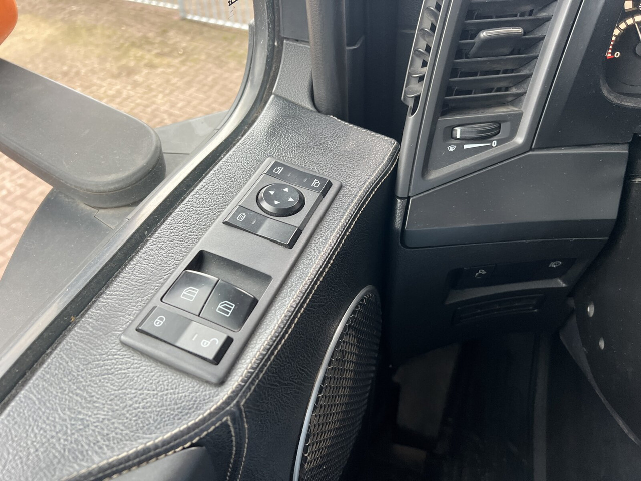 Mercedes-Benz Arocs 2552 L 6x2 Arocs 2552 L 6x2, Lenk-/Liftachse - Hook lift: gambar 3 Mercedes-Benz Arocs 2552 L 6x2 Arocs 2552 L 6x2, Lenk-/Liftachse - Hook lift: gambar 3