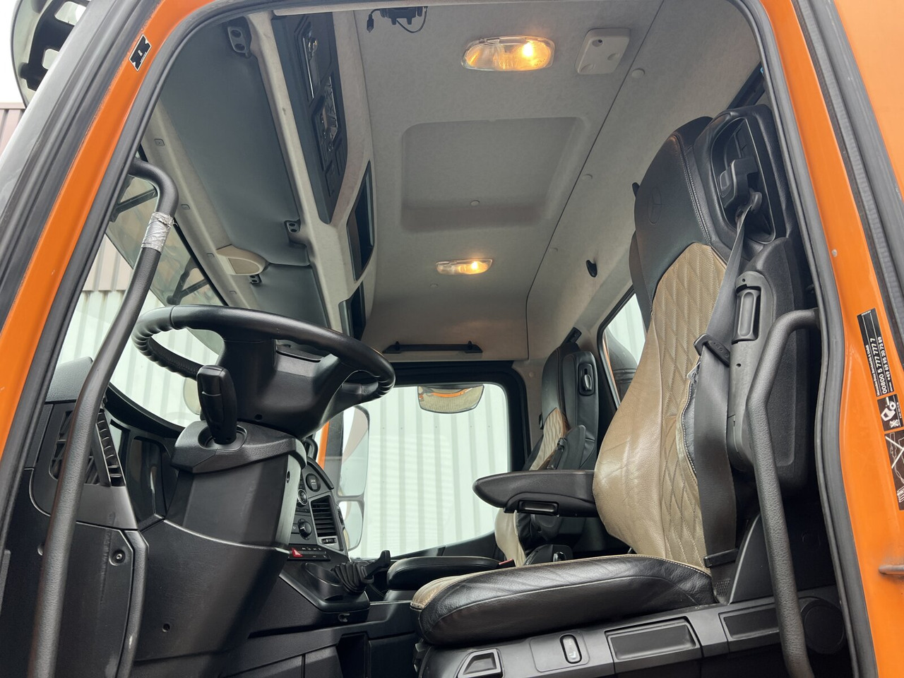 Mercedes-Benz Arocs 2552 L 6x2 Arocs 2552 L 6x2, Lenk-/Liftachse - Hook lift: gambar 2 Mercedes-Benz Arocs 2552 L 6x2 Arocs 2552 L 6x2, Lenk-/Liftachse - Hook lift: gambar 2