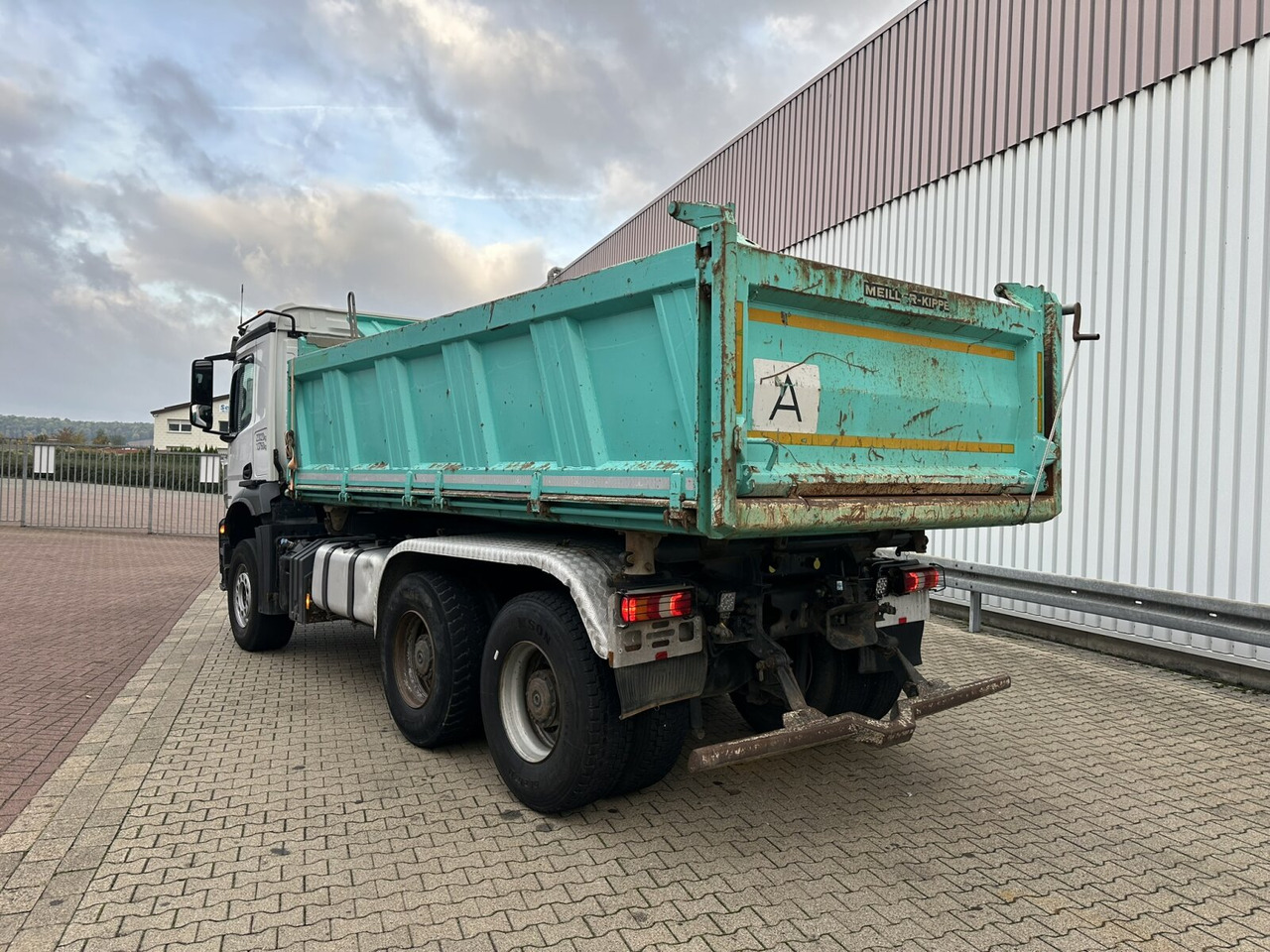 Mercedes-Benz Arocs 2643 K 6x4 Arocs 2643 K 6x4, Rollplane, Meiller - Truk jungkit: gambar 5 Mercedes-Benz Arocs 2643 K 6x4 Arocs 2643 K 6x4, Rollplane, Meiller - Truk jungkit: gambar 5