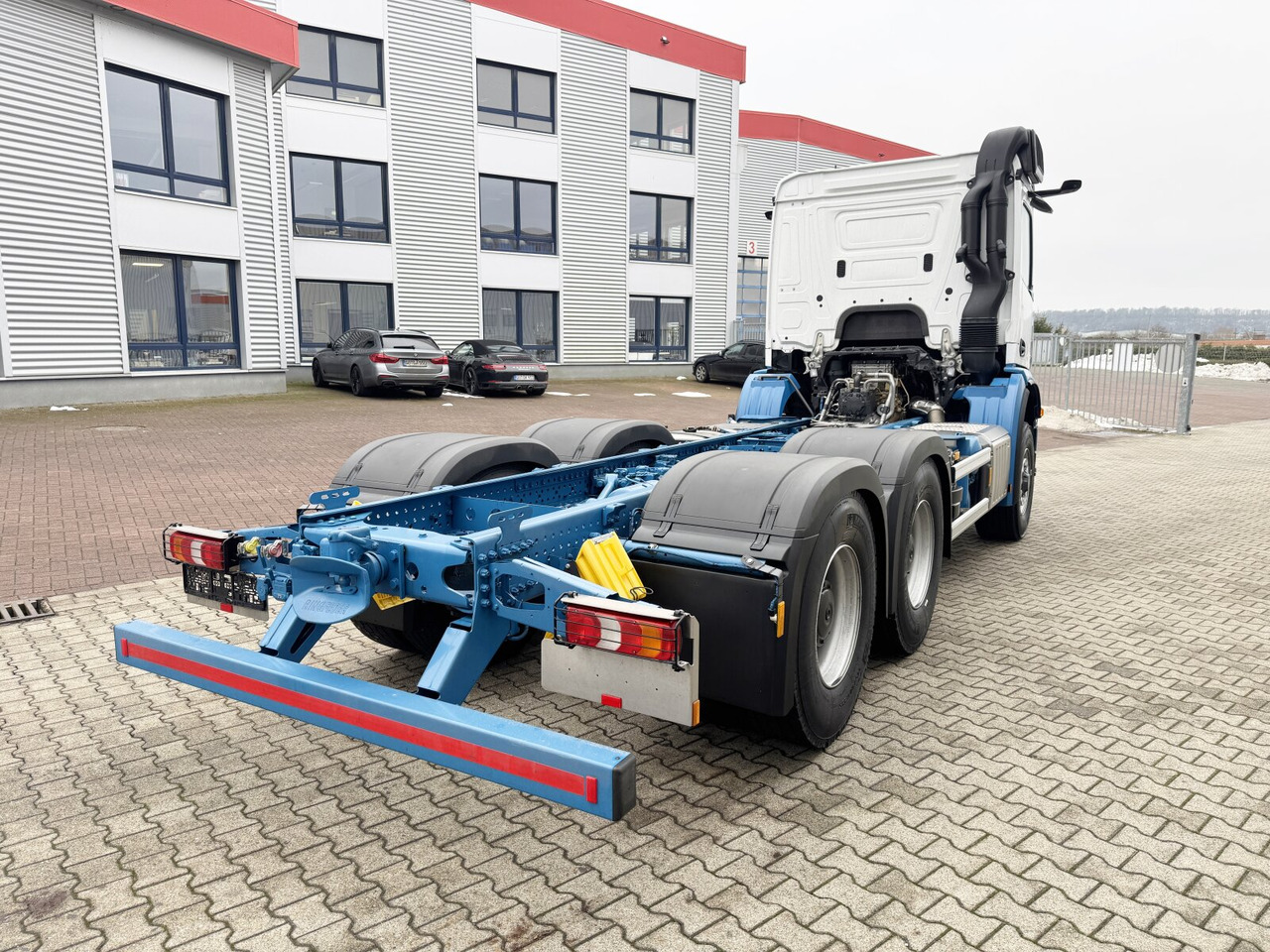 Truk sasis baru Mercedes-Benz Arocs 2651 L 6x6 Arocs 2651 L 6x6, HydroDrive, MirrorCam, Massage-Sitz, Motorabtrieb: gambar 9