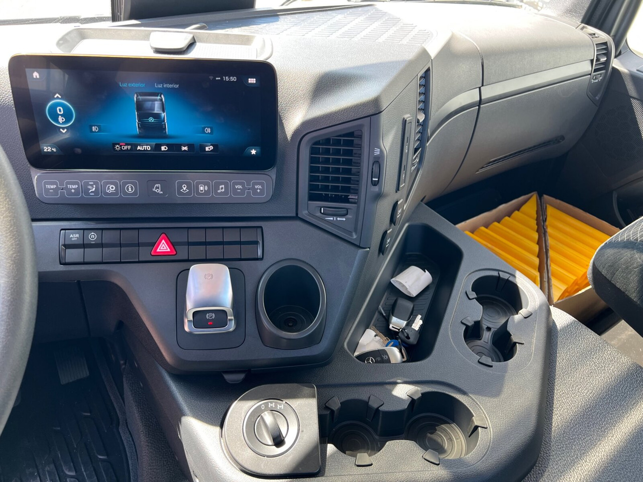 Mercedes-Benz Arocs 3240 8x4 Arocs 3240 8x4/42, Motorabtrieb - Hook lift: gambar 3 Mercedes-Benz Arocs 3240 8x4 Arocs 3240 8x4/42, Motorabtrieb - Hook lift: gambar 3