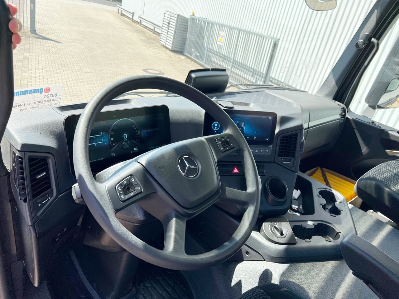 Mercedes-Benz Arocs 3240 8x4 Arocs 3240 8x4 - Truk sasis: gambar 5 Mercedes-Benz Arocs 3240 8x4 Arocs 3240 8x4 - Truk sasis: gambar 5