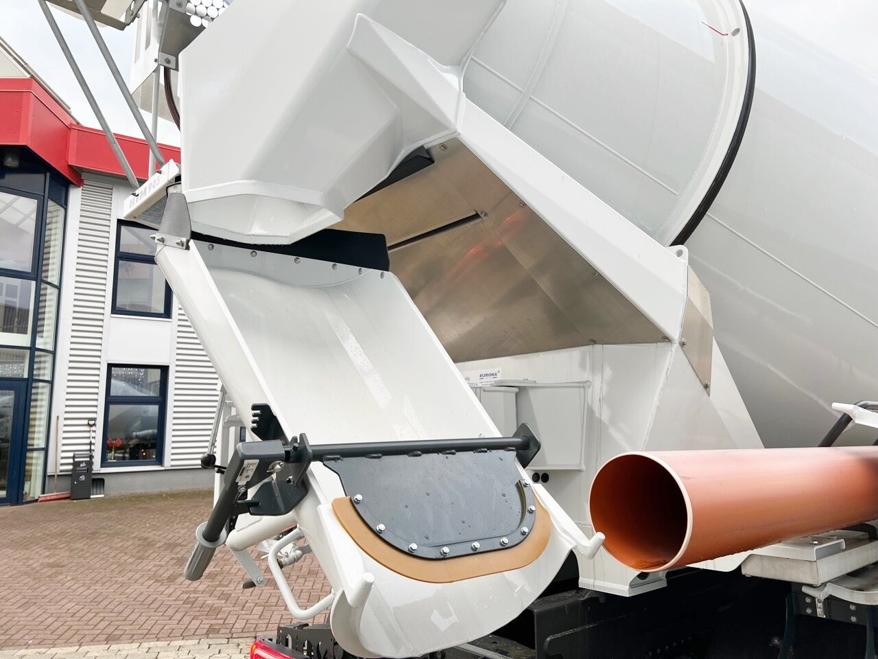 Leasing Mercedes-Benz Arocs 3240 B 8x4/4 Arocs 3240 B 8x4/4, Liebherr HTM 905 Mischer ca. 9m³, Multimedia Cockpit, Navi Mercedes-Benz Arocs 3240 B 8x4/4 Arocs 3240 B 8x4/4, Liebherr HTM 905 Mischer ca. 9m³, Multimedia Cockpit, Navi: gambar 14