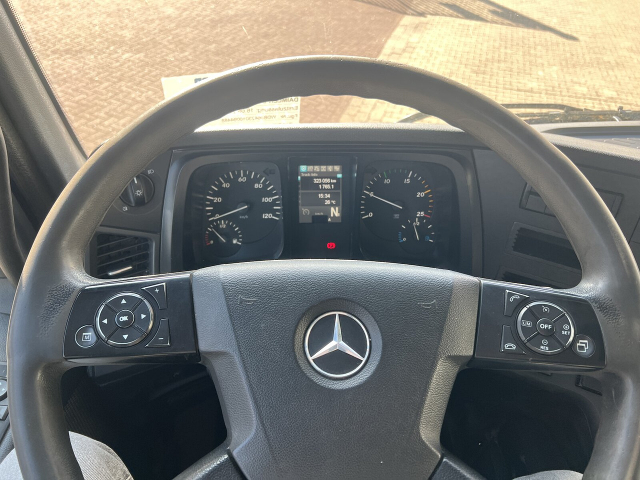 Mercedes-Benz Arocs 3243 K 8x4/4 Arocs 3243 K 8x4/4, Bordmatik - Truk jungkit: gambar 4 Mercedes-Benz Arocs 3243 K 8x4/4 Arocs 3243 K 8x4/4, Bordmatik - Truk jungkit: gambar 4