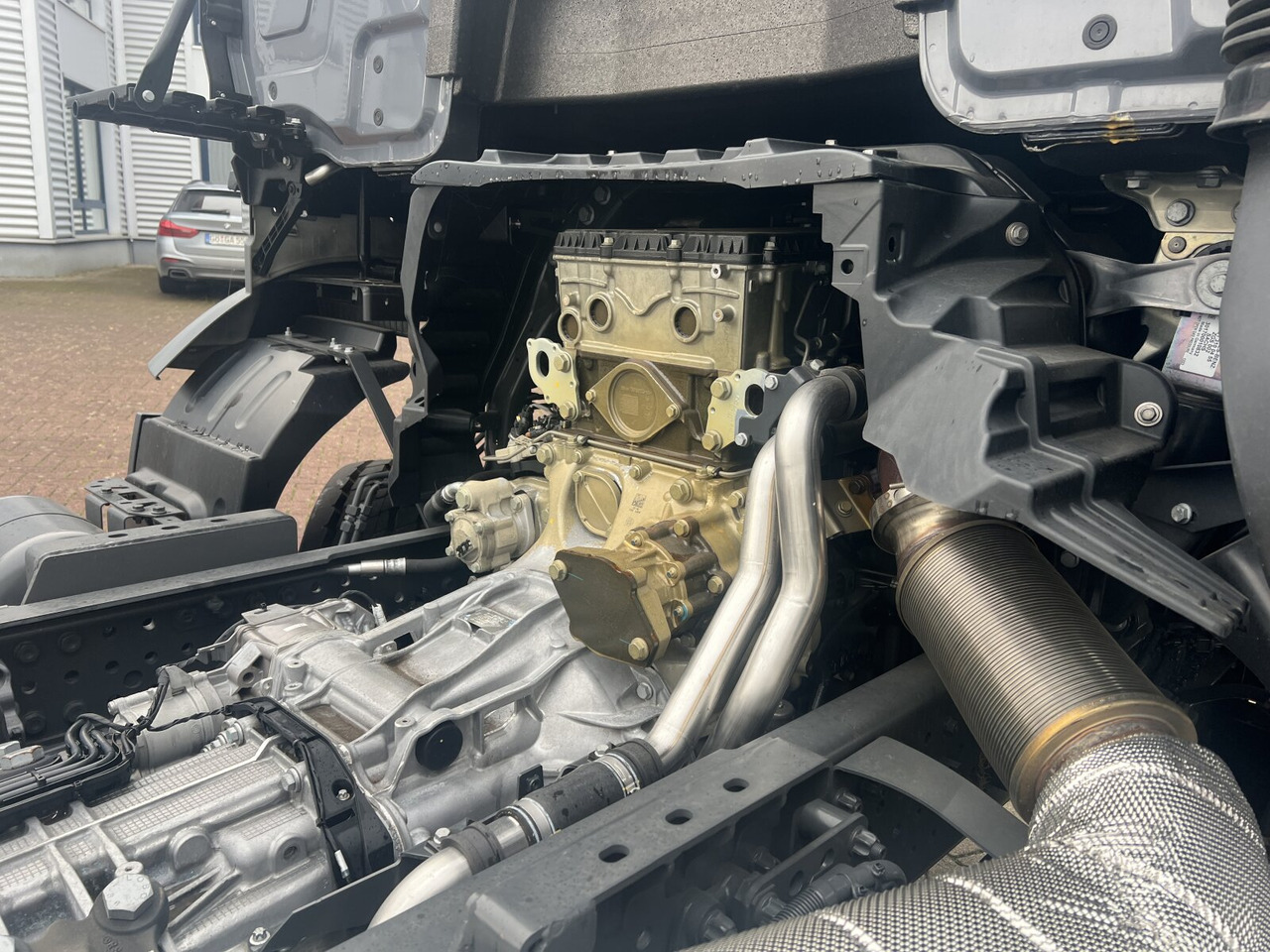 Mercedes-Benz Arocs 3251 L 8x4/4 Arocs 3251 L 8x4/4, mit Motorabtrieb C plus NA - Truk sasis: gambar 2 Mercedes-Benz Arocs 3251 L 8x4/4 Arocs 3251 L 8x4/4, mit Motorabtrieb C plus NA - Truk sasis: gambar 2