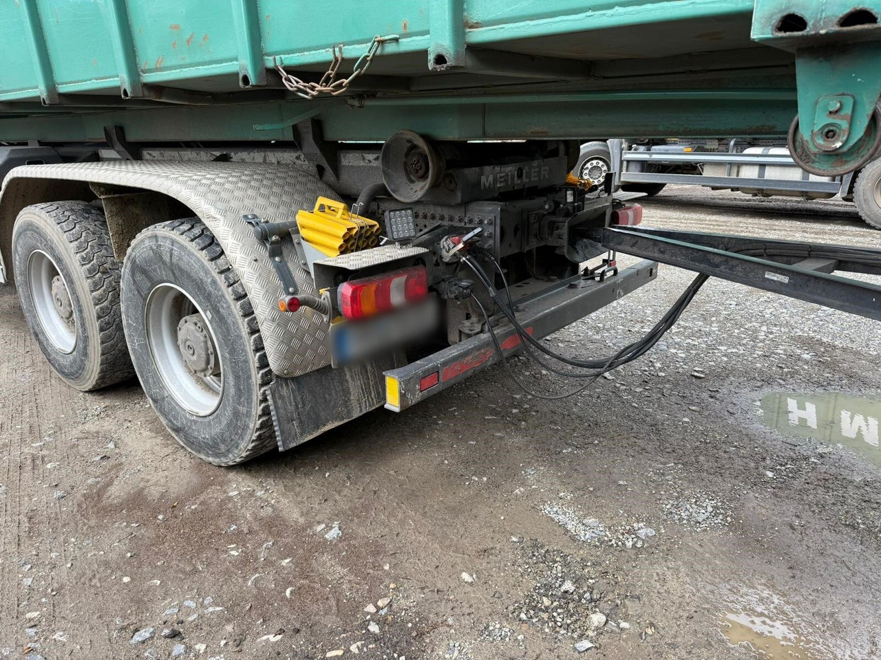 Mercedes-Benz Arocs 3351 6x4 Arocs 3351 6x4, Grounder, Retarder, Multimedia Cockpit, StreamSpace - Hook lift: gambar 3 Mercedes-Benz Arocs 3351 6x4 Arocs 3351 6x4, Grounder, Retarder, Multimedia Cockpit, StreamSpace - Hook lift: gambar 3