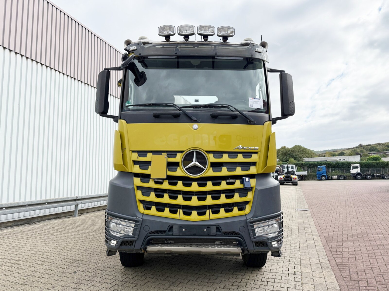 Mercedes-Benz Arocs 3363 K 6x4 Arocs 3363 K 6x4, Grounder, Turbo-Retarder-Kupplung - Hook lift: gambar 4 Mercedes-Benz Arocs 3363 K 6x4 Arocs 3363 K 6x4, Grounder, Turbo-Retarder-Kupplung - Hook lift: gambar 4