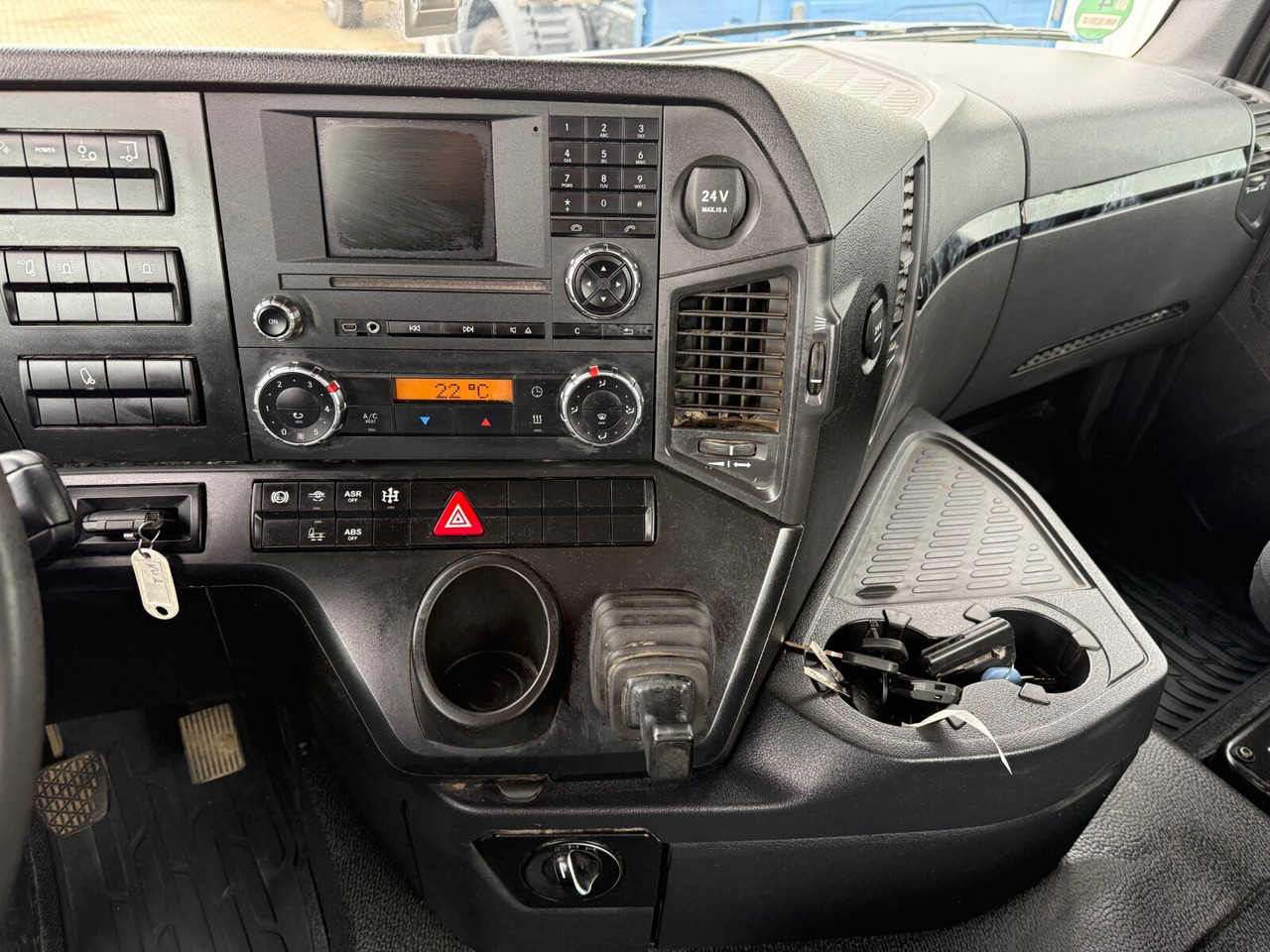Mercedes-Benz Arocs 3363 K 6x4 Arocs 3363 K 6x4, Grounder, Turbo-Retarder-Kupplung, Bordmatik - Truk jungkit: gambar 5 Mercedes-Benz Arocs 3363 K 6x4 Arocs 3363 K 6x4, Grounder, Turbo-Retarder-Kupplung, Bordmatik - Truk jungkit: gambar 5