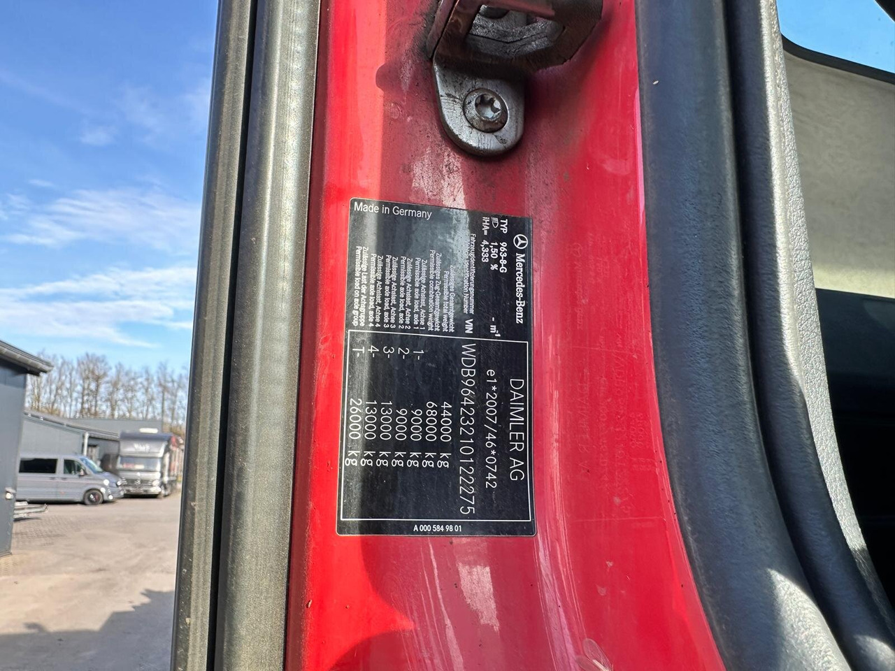 Mercedes-Benz Arocs 4148 AK 8x6/4 Arocs 4148 AK 8x6/4, Grounder, Turbo-Retarder-Kupplung - Hook lift: gambar 4 Mercedes-Benz Arocs 4148 AK 8x6/4 Arocs 4148 AK 8x6/4, Grounder, Turbo-Retarder-Kupplung - Hook lift: gambar 4