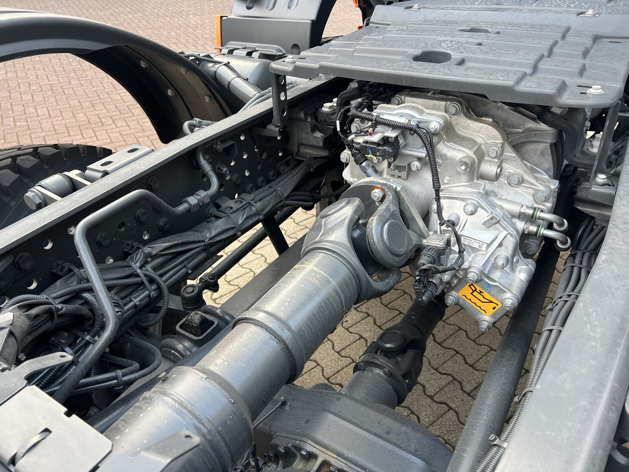 Hook lift baru Mercedes-Benz Arocs 4151 AK 8x8/4 Arocs 4151 AK 8x8/4, Grounder: gambar 7 Hook lift baru Mercedes-Benz Arocs 4151 AK 8x8/4 Arocs 4151 AK 8x8/4, Grounder: gambar 7