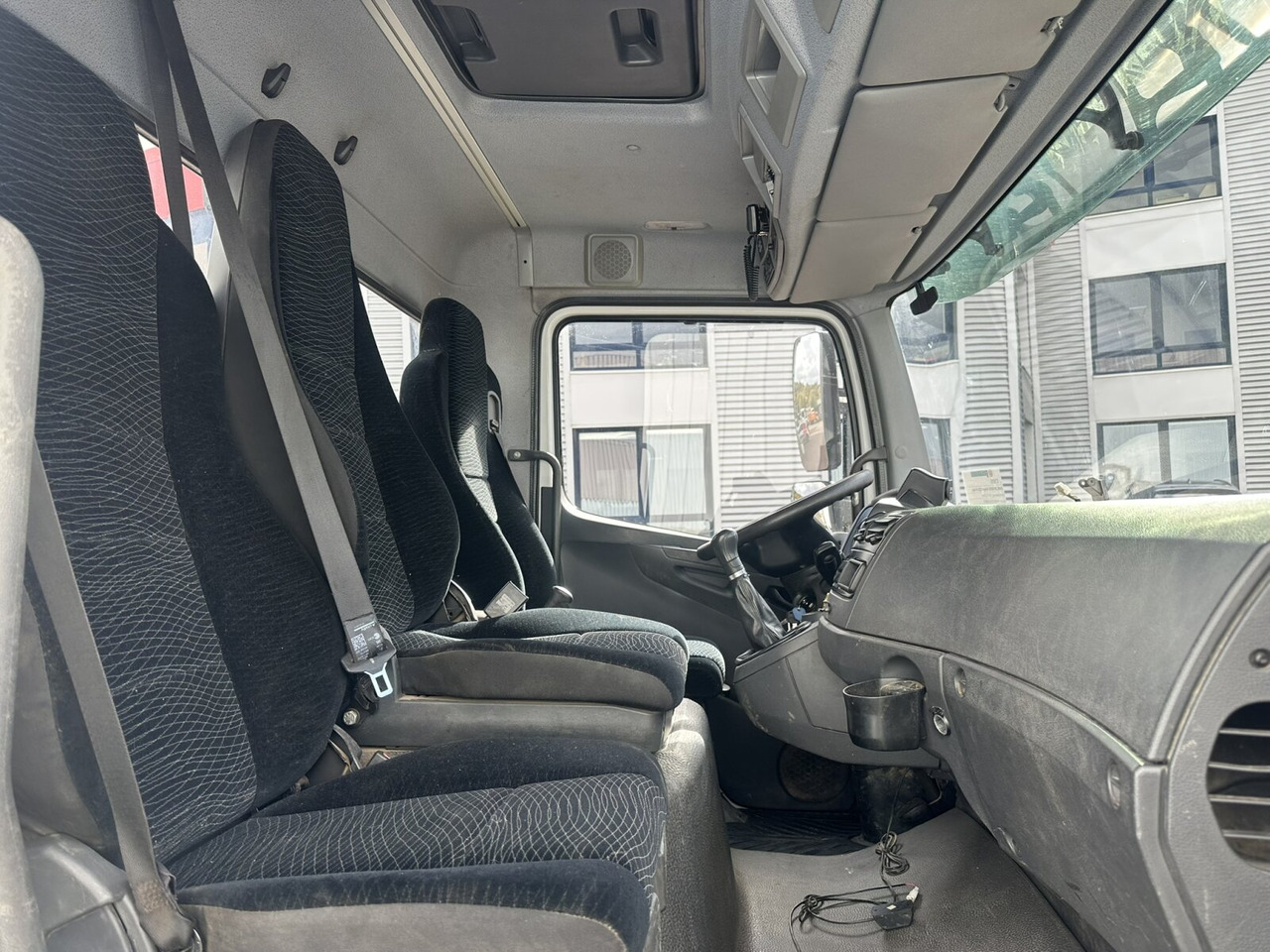 Mercedes-Benz Atego 1223 K 4x2 Atego 1223 K 4x2, AHK-Öl - Truk jungkit: gambar 5 Mercedes-Benz Atego 1223 K 4x2 Atego 1223 K 4x2, AHK-Öl - Truk jungkit: gambar 5