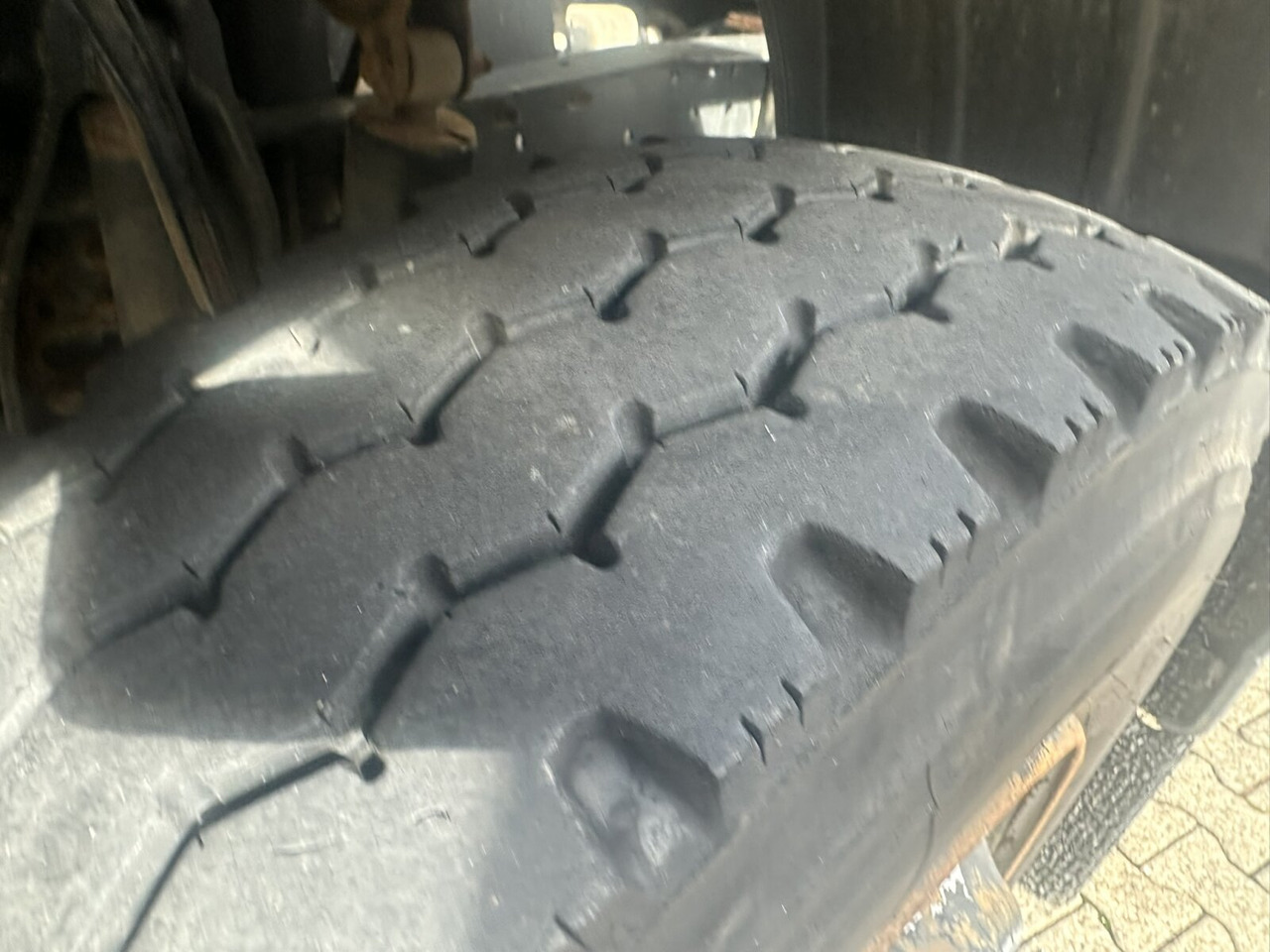 Mercedes-Benz Atego 1223 K 4x2 Atego 1223 K 4x2, AHK-Öl - Truk jungkit: gambar 3 Mercedes-Benz Atego 1223 K 4x2 Atego 1223 K 4x2, AHK-Öl - Truk jungkit: gambar 3