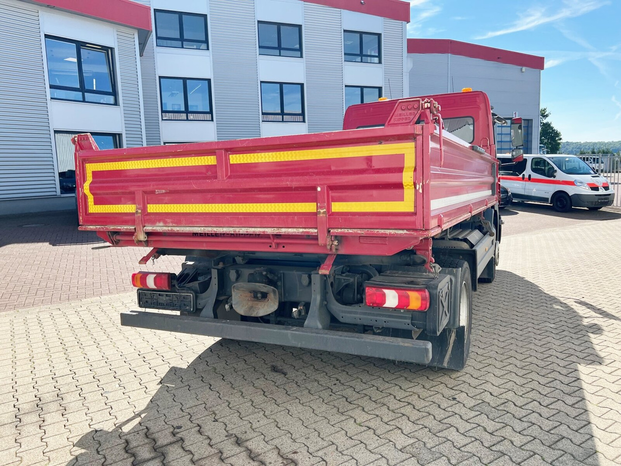 Truk jungkit Mercedes-Benz Atego 1227 K 4x2 Atego 1227 K 4x2, Meiller Kipper: gambar 10 Truk jungkit Mercedes-Benz Atego 1227 K 4x2 Atego 1227 K 4x2, Meiller Kipper: gambar 10