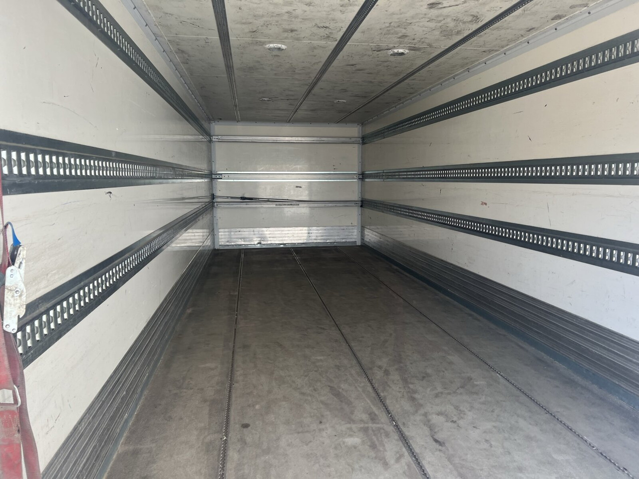 Mercedes-Benz Atego 1230 L 4x2 Atego 1230 L 4x2, LBW, Dautel, 1,5t - Truk box: gambar 3 Mercedes-Benz Atego 1230 L 4x2 Atego 1230 L 4x2, LBW, Dautel, 1,5t - Truk box: gambar 3
