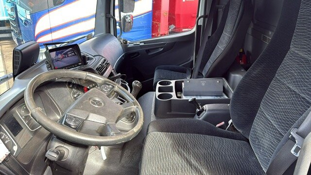 Mercedes-Benz Atego 1627 L 4x2 Atego 1627 L 4x2, 6-Zylinder, Motorabtrieb - Truk sasis: gambar 2 Mercedes-Benz Atego 1627 L 4x2 Atego 1627 L 4x2, 6-Zylinder, Motorabtrieb - Truk sasis: gambar 2