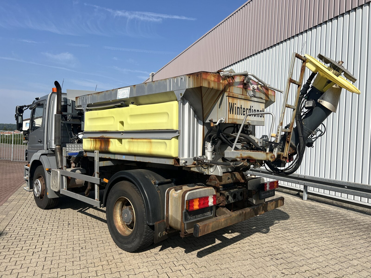 Truk sasis Mercedes-Benz Atego 1828 L 4x2 Atego 1828 L 4x2,Rechtslenker, Winterdienstplatte: gambar 8 Truk sasis Mercedes-Benz Atego 1828 L 4x2 Atego 1828 L 4x2,Rechtslenker, Winterdienstplatte: gambar 8
