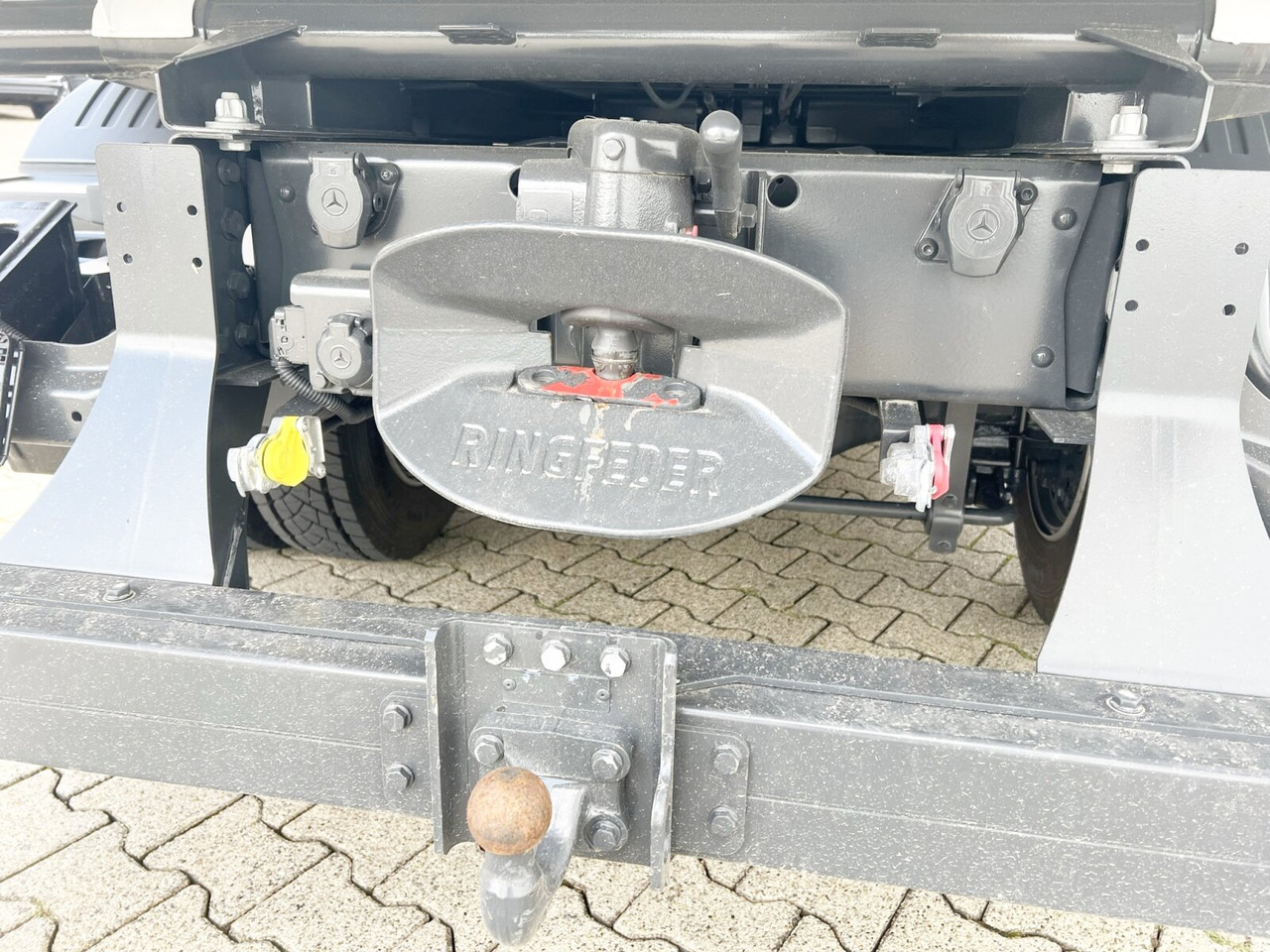 Mercedes-Benz Atego 818/23 K 4x2 Atego 818/23 K 4x2, 2x AHK, Meiller-Kipper, mehrfach Vorhanden! - Truk jungkit: gambar 3 Mercedes-Benz Atego 818/23 K 4x2 Atego 818/23 K 4x2, 2x AHK, Meiller-Kipper, mehrfach Vorhanden! - Truk jungkit: gambar 3