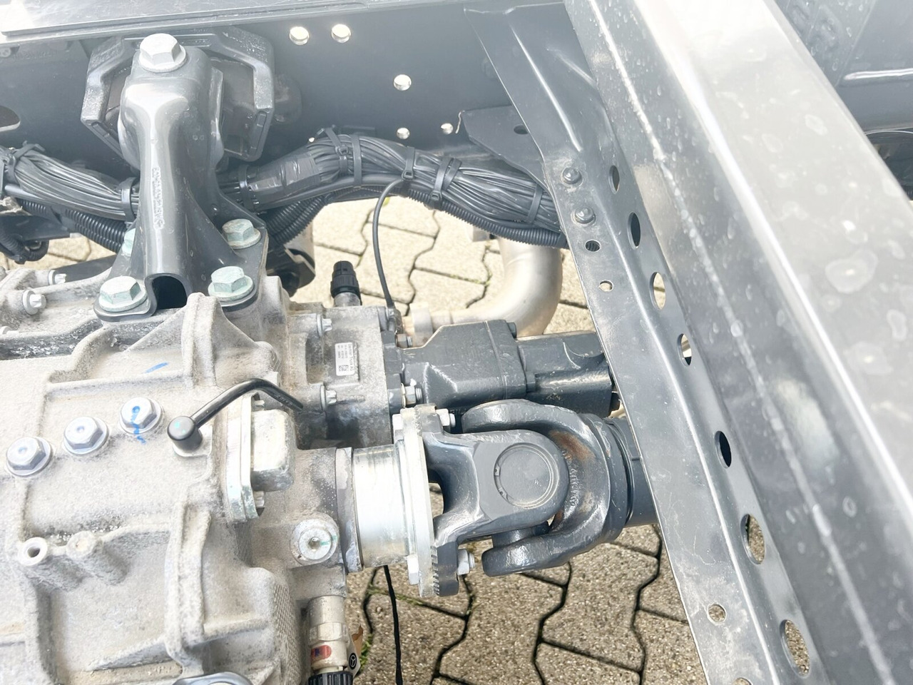 Truk jungkit Mercedes-Benz Atego 818/23 K 4x2 Atego 818/23 K 4x2, 2x AHK, Meiller-Kipper, mehrfach Vorhanden!: gambar 12 Truk jungkit Mercedes-Benz Atego 818/23 K 4x2 Atego 818/23 K 4x2, 2x AHK, Meiller-Kipper, mehrfach Vorhanden!: gambar 12