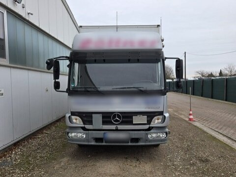 Mercedes-Benz Atego 818 4x2 Atego 818 4x2, Fahrschulausstattung, Sörensen LBW, 2x AHK - Truk box: gambar 2 Mercedes-Benz Atego 818 4x2 Atego 818 4x2, Fahrschulausstattung, Sörensen LBW, 2x AHK - Truk box: gambar 2