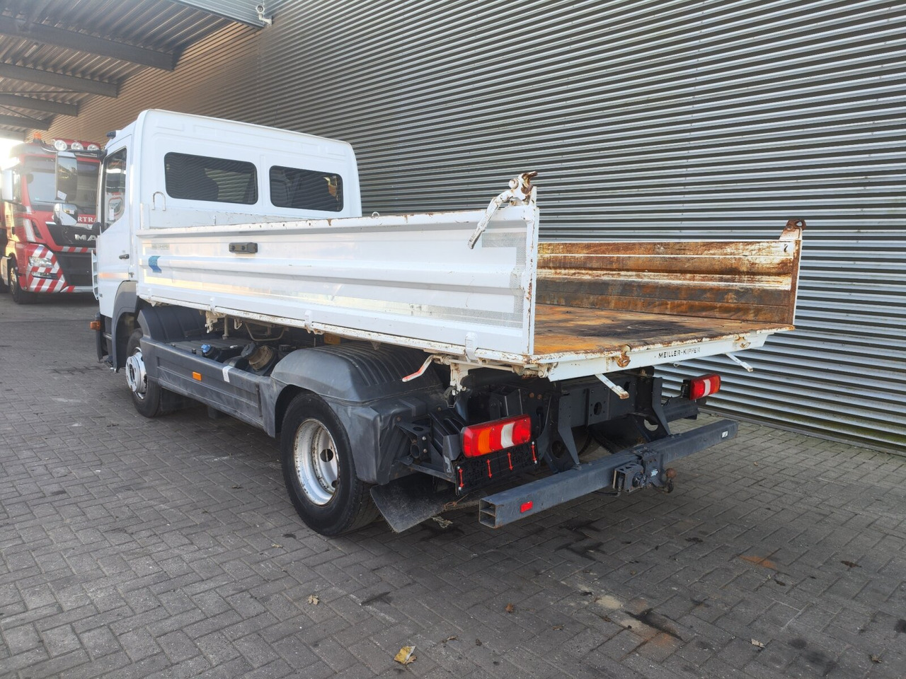 Mercedes-Benz Atego 818 K 4x2 Atego 818 K 4x2, Meiller-Kipper, - Truk jungkit: gambar 3 Mercedes-Benz Atego 818 K 4x2 Atego 818 K 4x2, Meiller-Kipper, - Truk jungkit: gambar 3