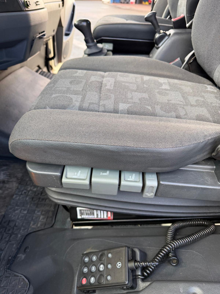 Leasing Mercedes-Benz Atego Atego 816 4 x 2 Mercedes-Benz Atego Atego 816 4 x 2: gambar 7 Leasing Mercedes-Benz Atego Atego 816 4 x 2 Mercedes-Benz Atego Atego 816 4 x 2: gambar 7