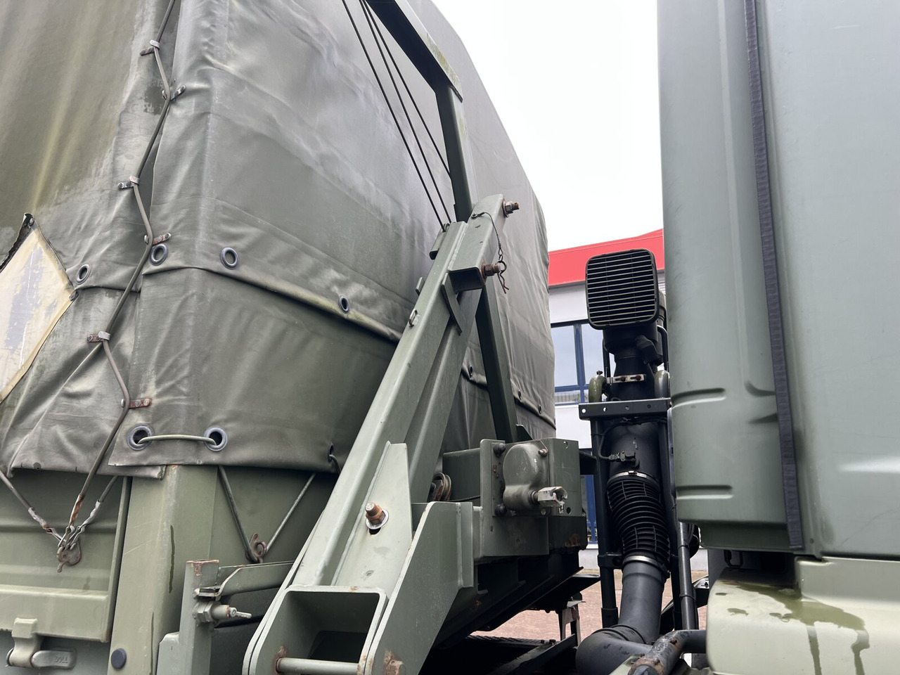 Mercedes-Benz Axor 1829 A 4x4 Axor 1829 A 4x4, Ex- - Truk flatbed: gambar 3 Mercedes-Benz Axor 1829 A 4x4 Axor 1829 A 4x4, Ex- - Truk flatbed: gambar 3