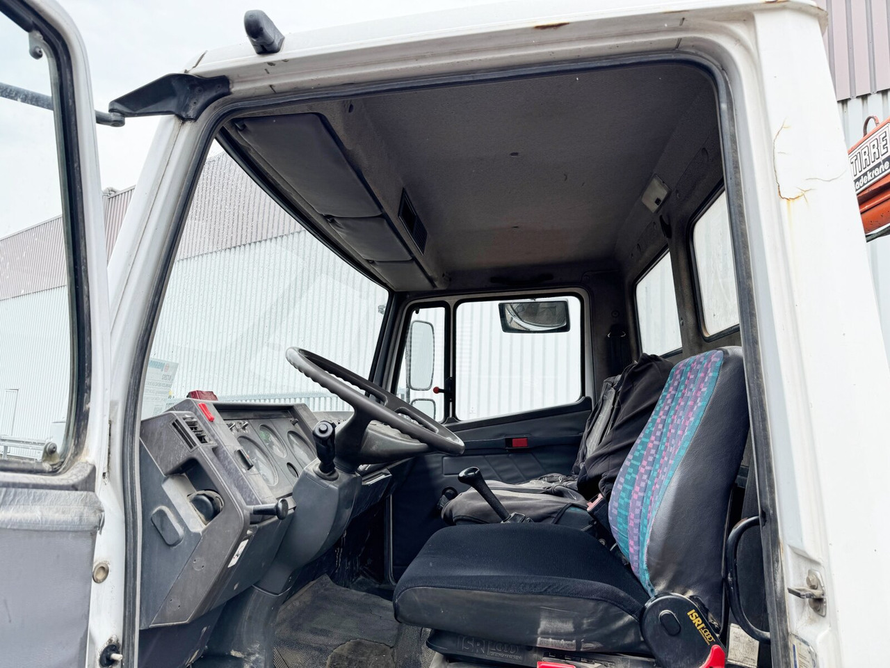 Mercedes-Benz LK 814 4x2 LK 814 4x2, 6-Zylinder, Kran Tirre Euro 35 - Truk derek, Truk flatbed: gambar 3 Mercedes-Benz LK 814 4x2 LK 814 4x2, 6-Zylinder, Kran Tirre Euro 35 - Truk derek, Truk flatbed: gambar 3
