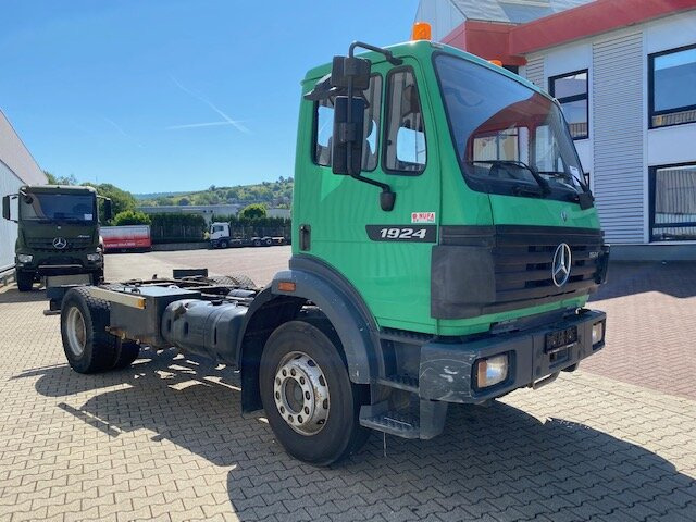 Leasing Mercedes-Benz SK 1924 L 4x2 SK 1924 L 4x2 Mercedes-Benz SK 1924 L 4x2 SK 1924 L 4x2: gambar 8