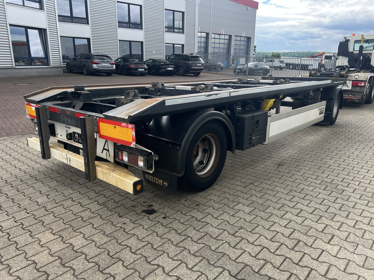 Trailer lewati PS2P70B PS2P70B Abrollanhänger bis 7,25 m Behälter: gambar 11