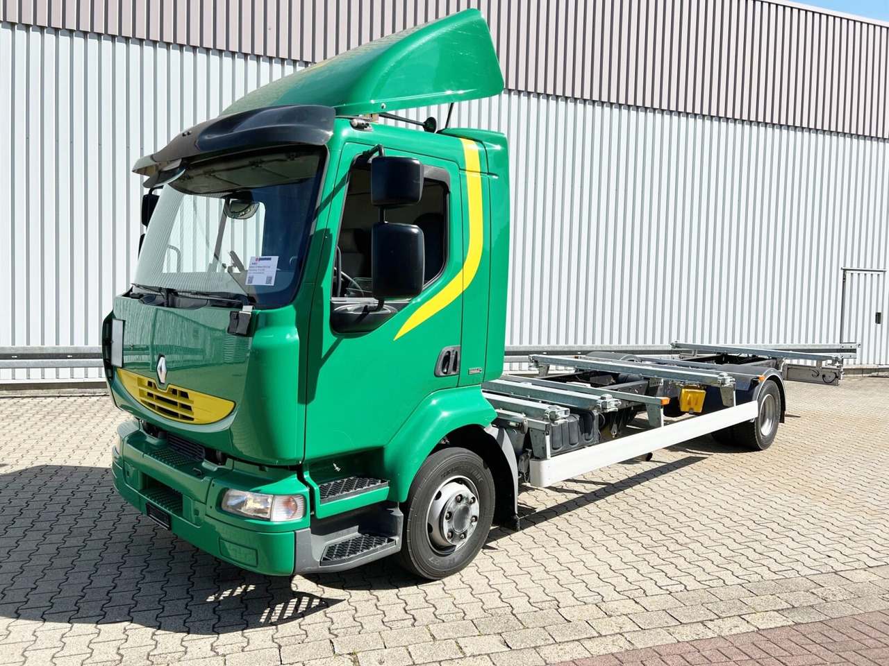 Renault Midlum 220.12 4x2 Midlum 220.12 4x2, BDF verschiedene Größen - Truk sasis: gambar 1 Renault Midlum 220.12 4x2 Midlum 220.12 4x2, BDF verschiedene Größen - Truk sasis: gambar 1