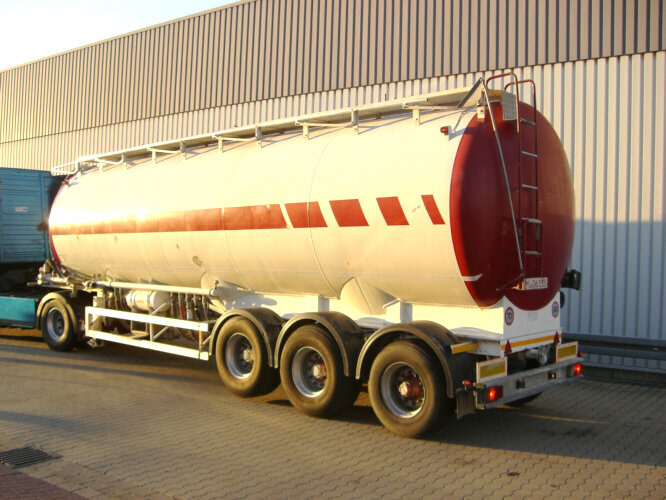 S36 R 2 P43 PIACENZA (I) C36R2P43, 43m³ - Semi trailer silo: gambar 2 S36 R 2 P43 PIACENZA (I) C36R2P43, 43m³ - Semi trailer silo: gambar 2