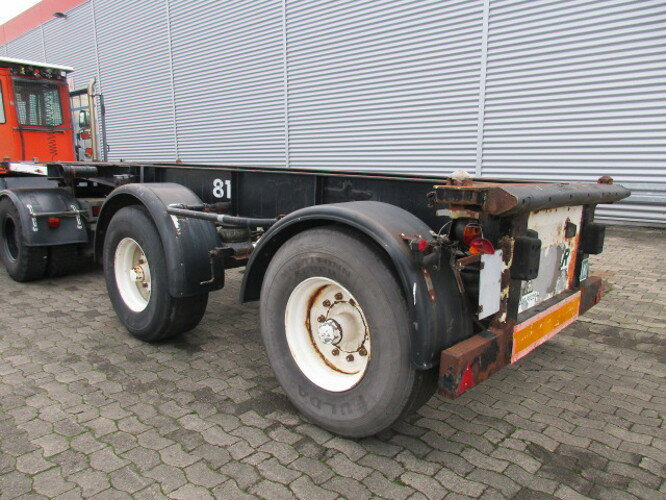 SC 24-36 - Semi-trailer pengangkut mobil: gambar 3 SC 24-36 - Semi-trailer pengangkut mobil: gambar 3
