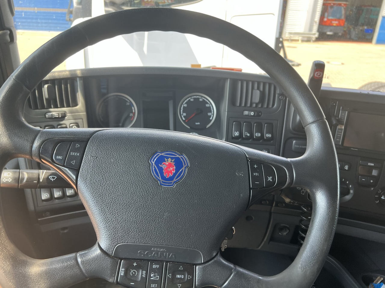 Scania G420 6x2, ERSATZTEILSPENDER! G420 6x2, Liftachse, Hiab LBW, Motor defekt! - Truk box: gambar 4 Scania G420 6x2, ERSATZTEILSPENDER! G420 6x2, Liftachse, Hiab LBW, Motor defekt! - Truk box: gambar 4