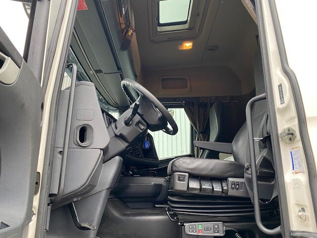 Scania R450 LB 6x2-4 R450 LB 6x2-4 Getränkekoffer, Retarder, Lift-/Lenkachse, Stapleraufnahme - Truk box: gambar 3 Scania R450 LB 6x2-4 R450 LB 6x2-4 Getränkekoffer, Retarder, Lift-/Lenkachse, Stapleraufnahme - Truk box: gambar 3