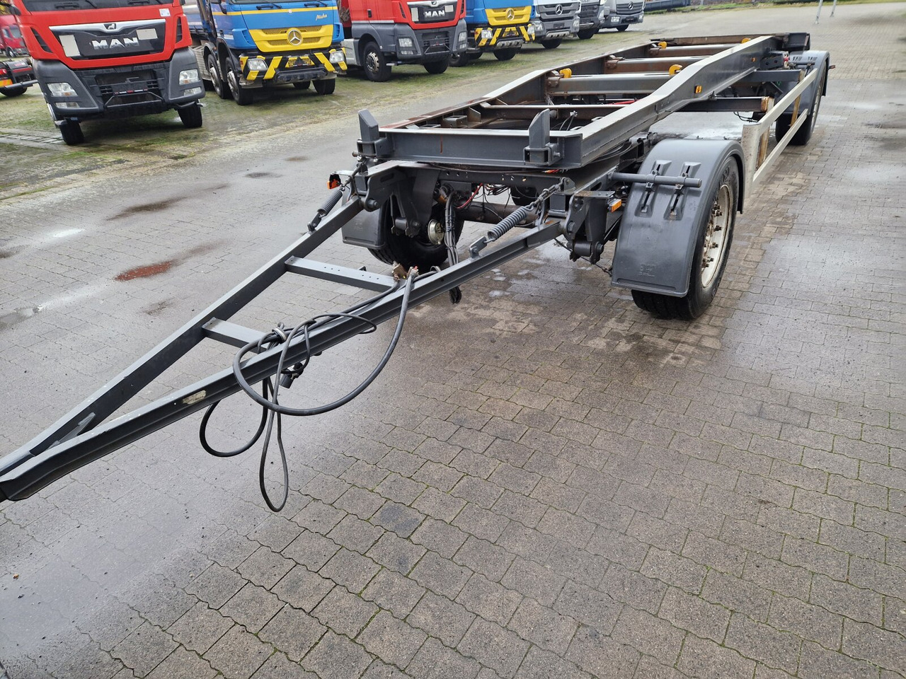 Schmitz Cargobull ACF 18 S ACF 18 S, Schlittenabroller bis 7 m Beh. - Trailer lewati: gambar 3 Schmitz Cargobull ACF 18 S ACF 18 S, Schlittenabroller bis 7 m Beh. - Trailer lewati: gambar 3