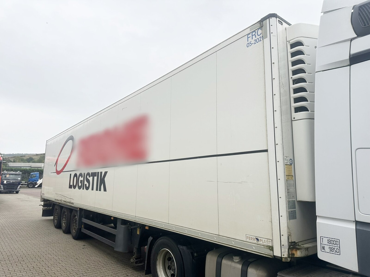 Schmitz Cargobull SKO 24/L-13.4 FP 25 SKO 24/L-13.4 FP 25 - Semi-trailer berpendingin: gambar 5 Schmitz Cargobull SKO 24/L-13.4 FP 25 SKO 24/L-13.4 FP 25 - Semi-trailer berpendingin: gambar 5