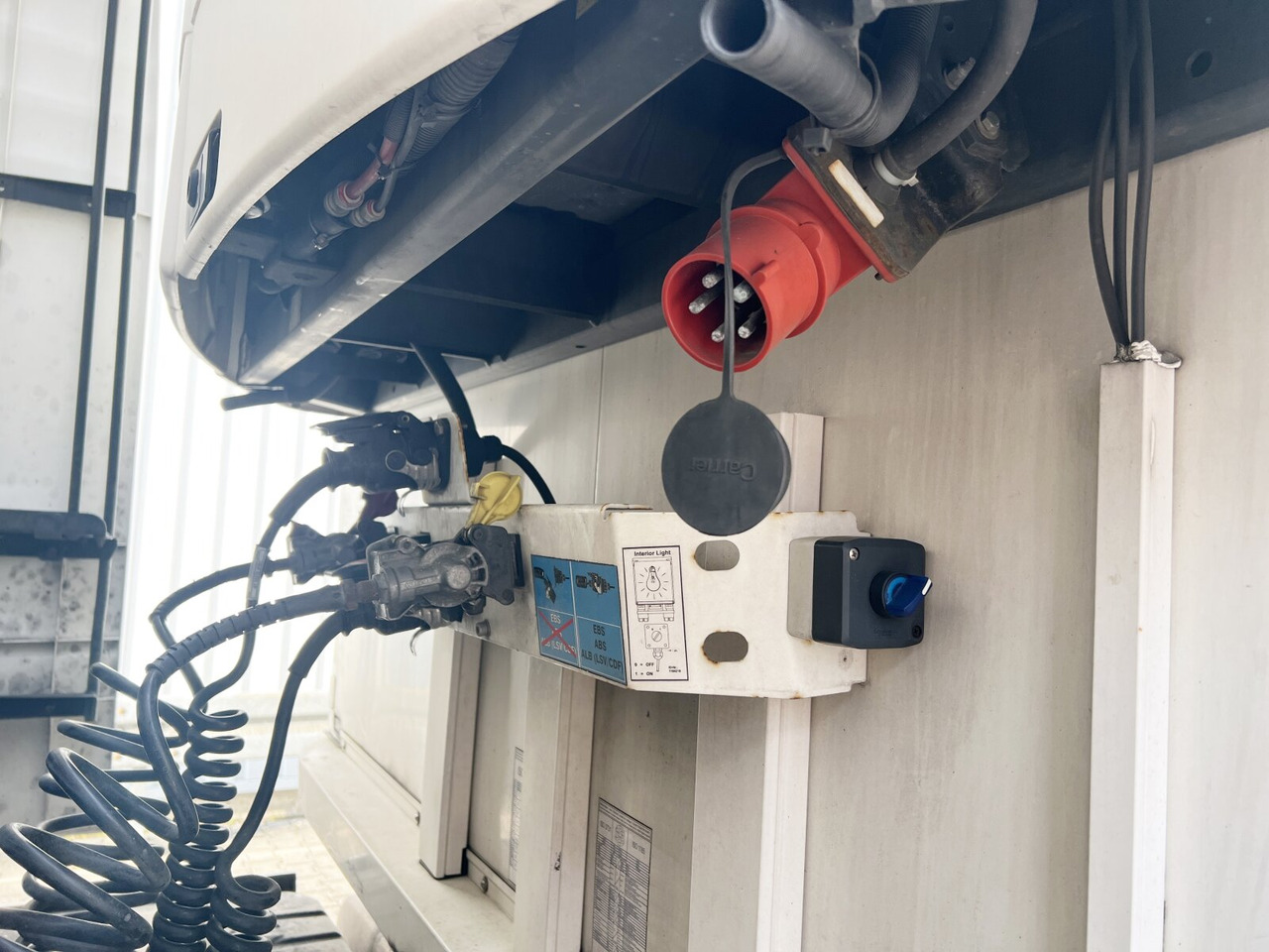 Schmitz Cargobull SKO 24/L-13.4 FP 45 SKO 24/L-13.4 FP 45, Mega, Doppelsock - Semi-trailer berpendingin: gambar 2 Schmitz Cargobull SKO 24/L-13.4 FP 45 SKO 24/L-13.4 FP 45, Mega, Doppelsock - Semi-trailer berpendingin: gambar 2