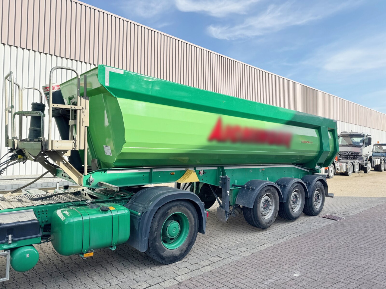 Schwarzmüller K-Serie Kippauflieger K-Serie Kippauflieger, Hardoxmulde ca. 25m³, 2x Liftachse - Semi-trailer: gambar 4 Schwarzmüller K-Serie Kippauflieger K-Serie Kippauflieger, Hardoxmulde ca. 25m³, 2x Liftachse - Semi-trailer: gambar 4