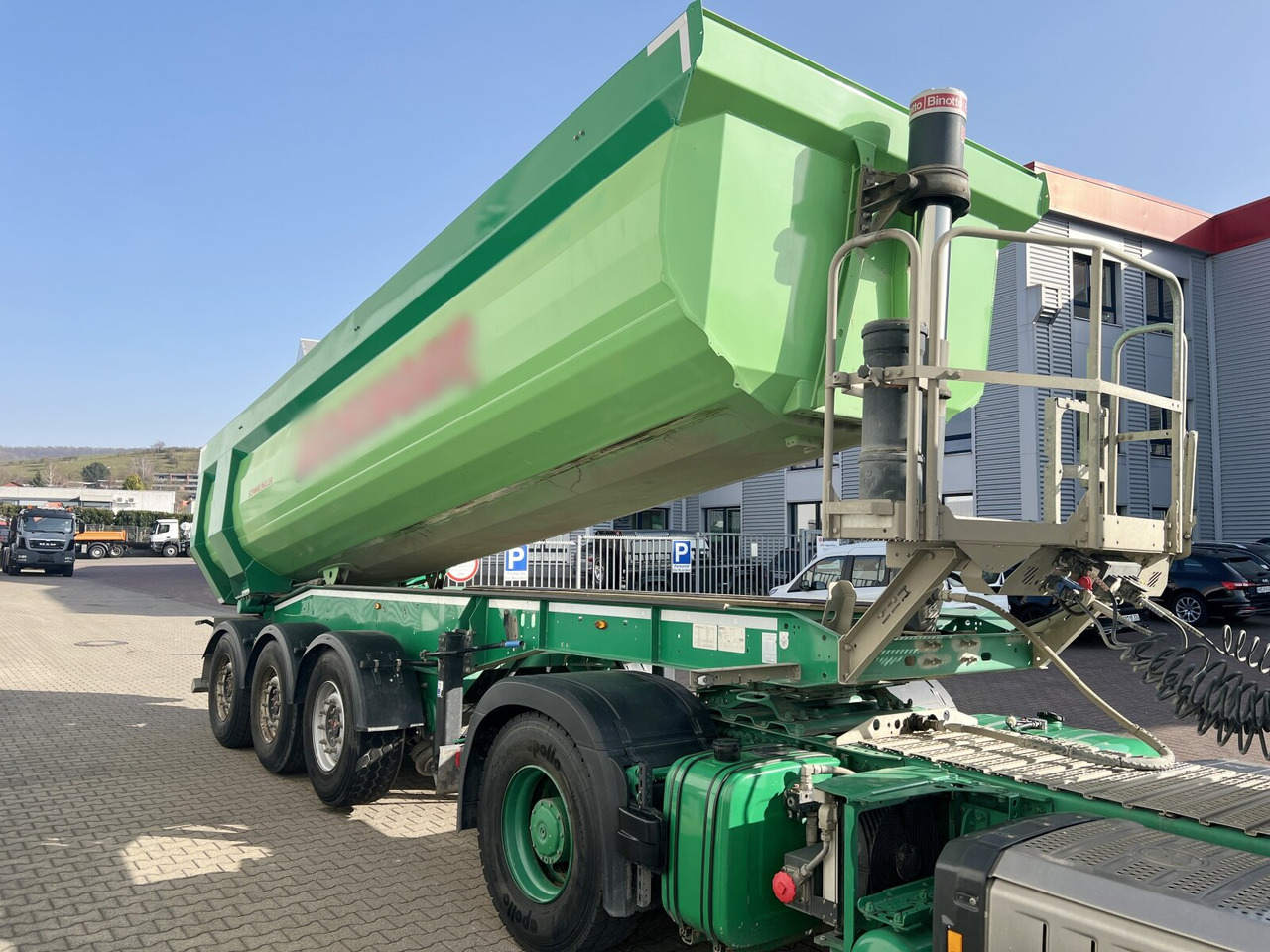 Schwarzmüller K-Serie Kippauflieger K-Serie Kippauflieger, Hardoxmulde ca. 25m³, 2x Liftachse - Semi-trailer: gambar 5 Schwarzmüller K-Serie Kippauflieger K-Serie Kippauflieger, Hardoxmulde ca. 25m³, 2x Liftachse - Semi-trailer: gambar 5