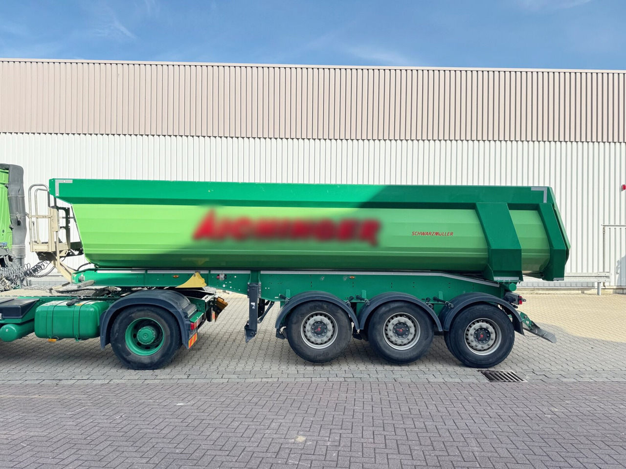 Schwarzmüller K-Serie Kippauflieger K-Serie Kippauflieger, Hardoxmulde ca. 25m³, 2x Liftachse - Semi-trailer: gambar 5 Schwarzmüller K-Serie Kippauflieger K-Serie Kippauflieger, Hardoxmulde ca. 25m³, 2x Liftachse - Semi-trailer: gambar 5